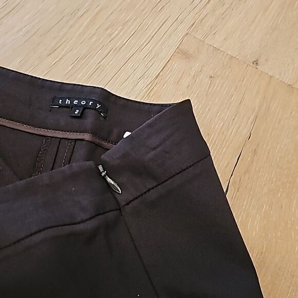Dark brown a line skirt size 2 Theory - Picture 4 of 11